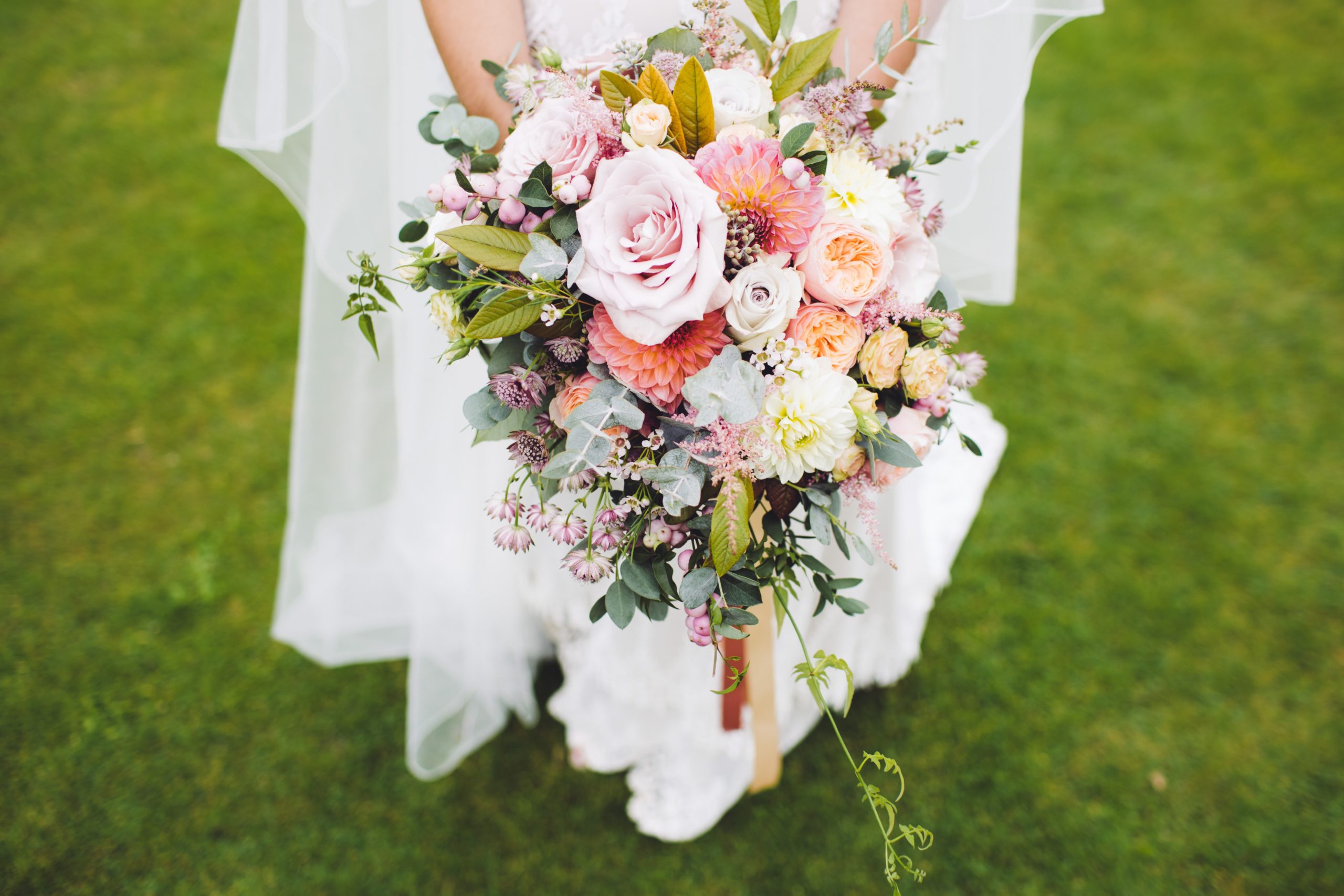 A Quick Guide To Wedding Flowers