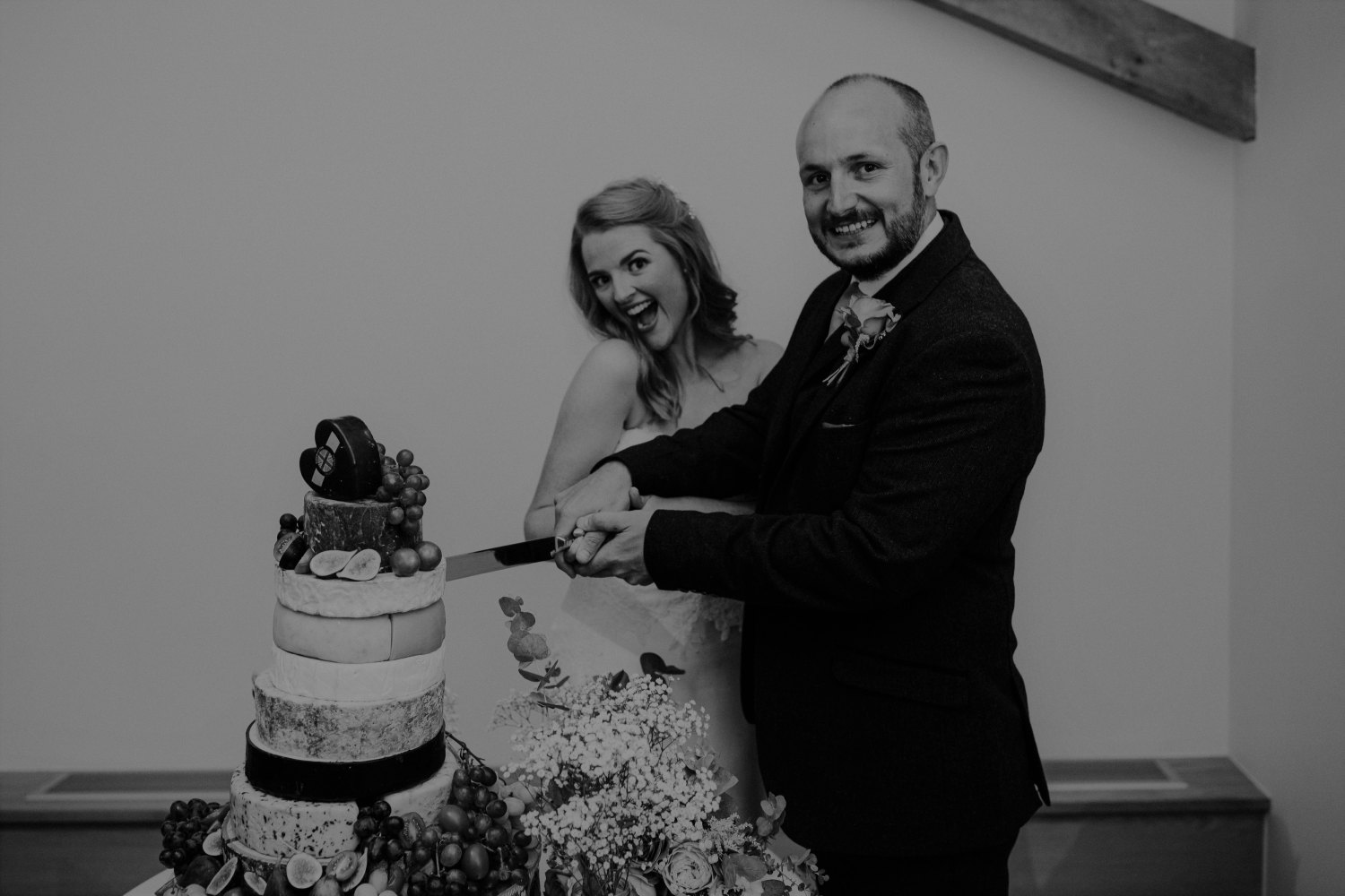 Winter Wonderland Wedding Cake Ideas
