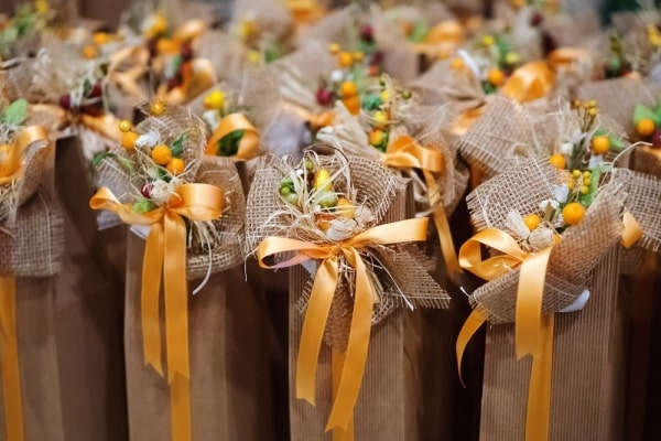 Festive Christmas wedding favours